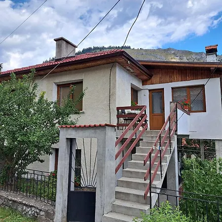 Denitsa Guest house